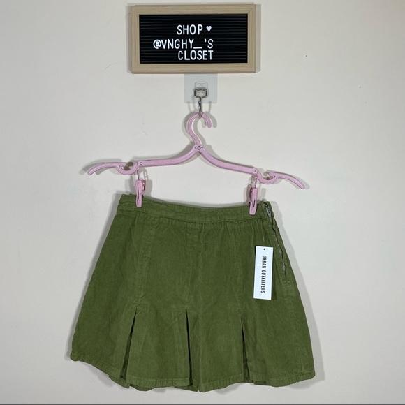 Urban Outfitters Dresses & Skirts - Urban Outfitters Pleated Corduroy Mini Skirt Green